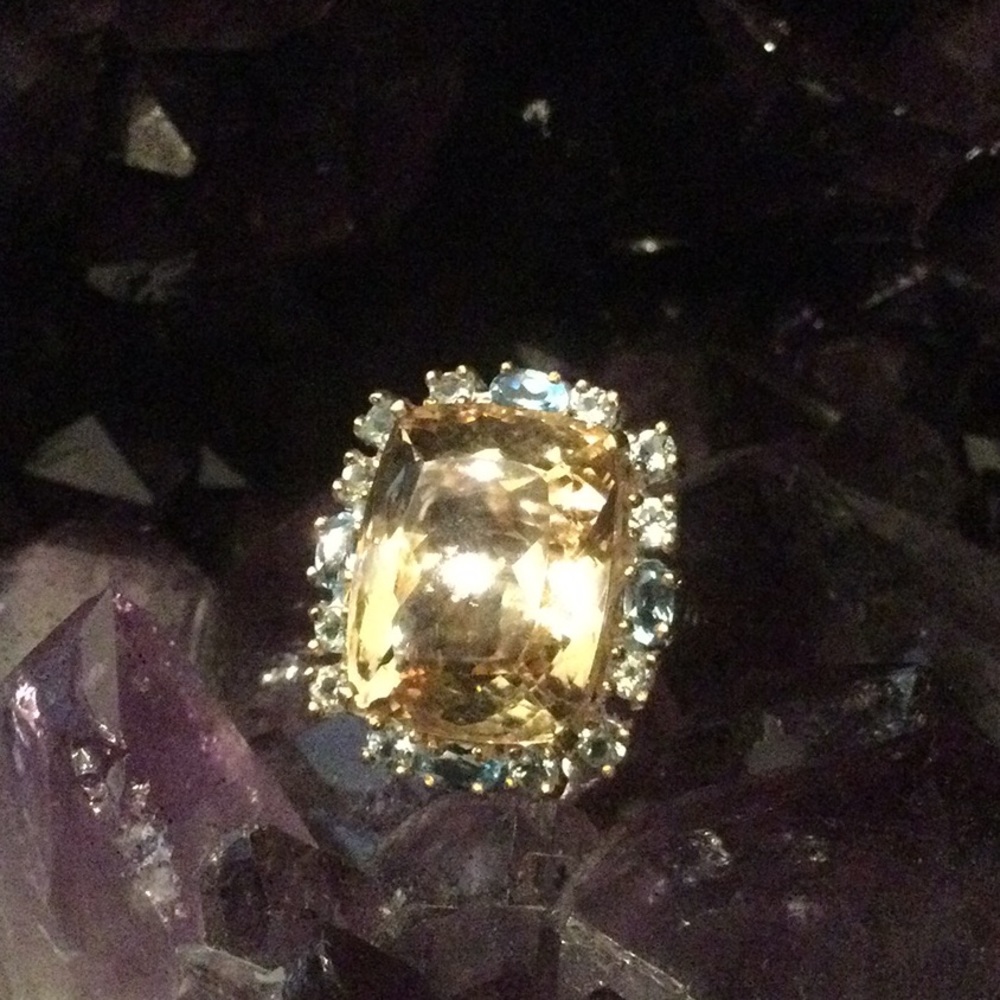 Exquisite 30 CTW of Genuine Citrine & Topaz Ring - Picture 6 of 17